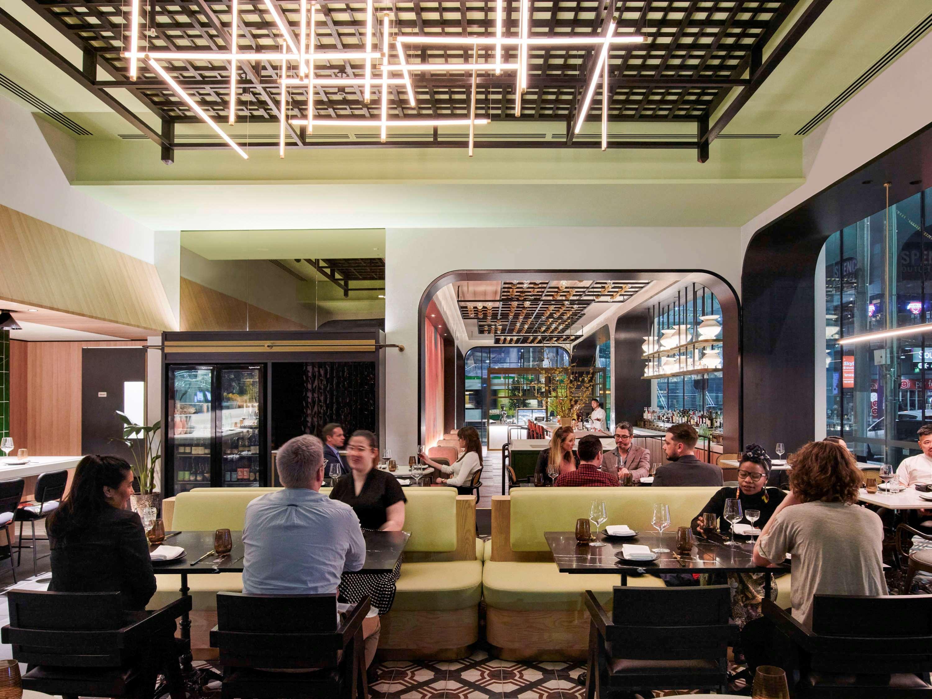 Movenpick Hotel Melbourne On Spencer Екстер'єр фото